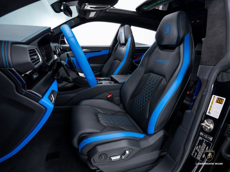 Used 2024 Lamborghini Urus S image 29