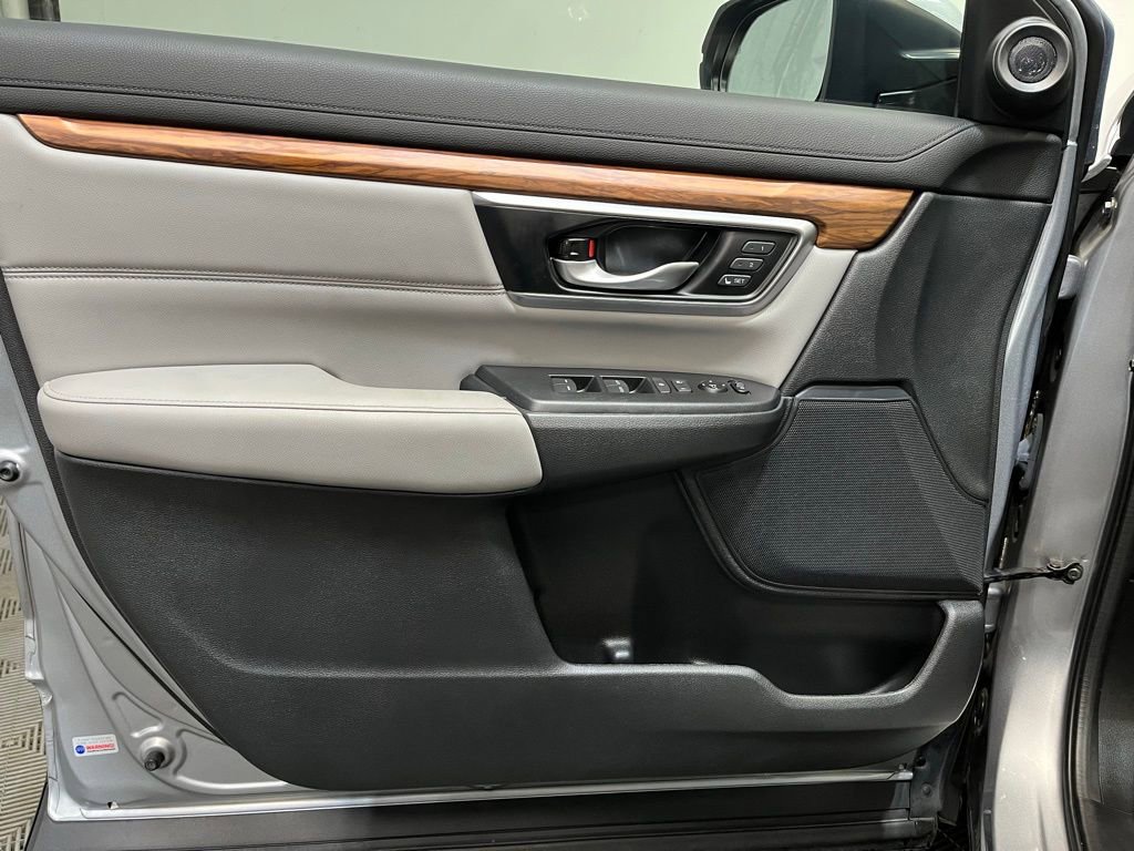 Used 2021 Honda CR-V Touring image 13