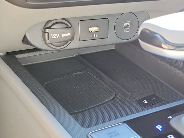 New 2026 Hyundai Elantra Sport image 12