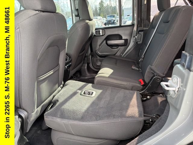 Used 2020 Jeep Wrangler Unlimited Sport AWD/4WD image 30