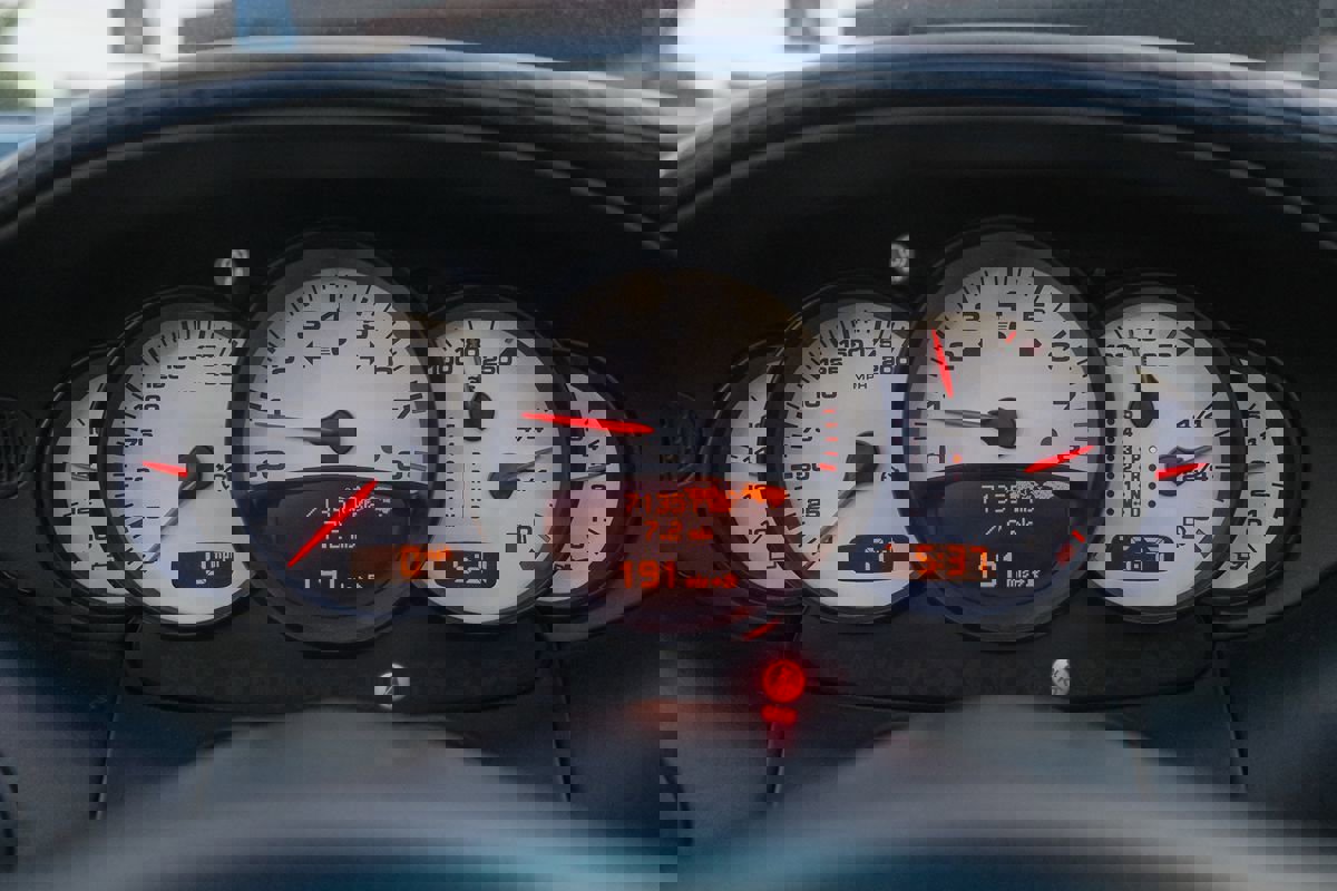 Used 2004 Porsche 911 Carrera 4S image 15