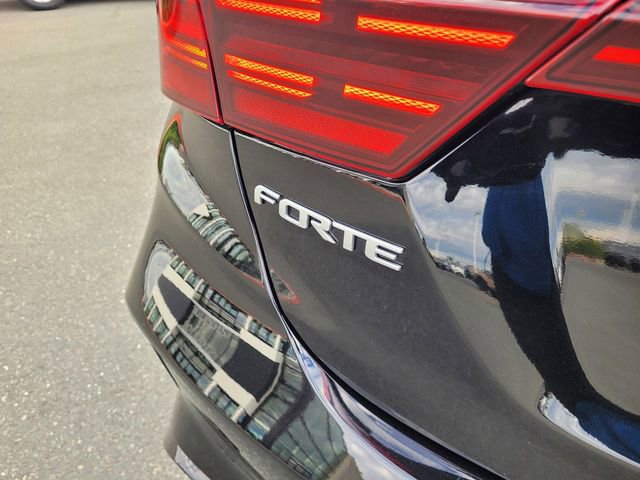 Used 2023 Kia Forte GT-Line image 6