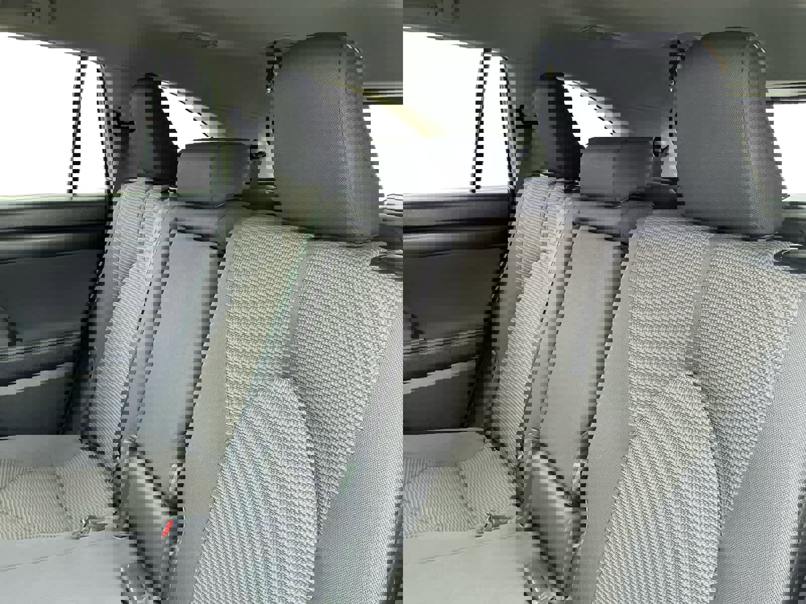 Used 2023 Toyota Highlander LE image 13