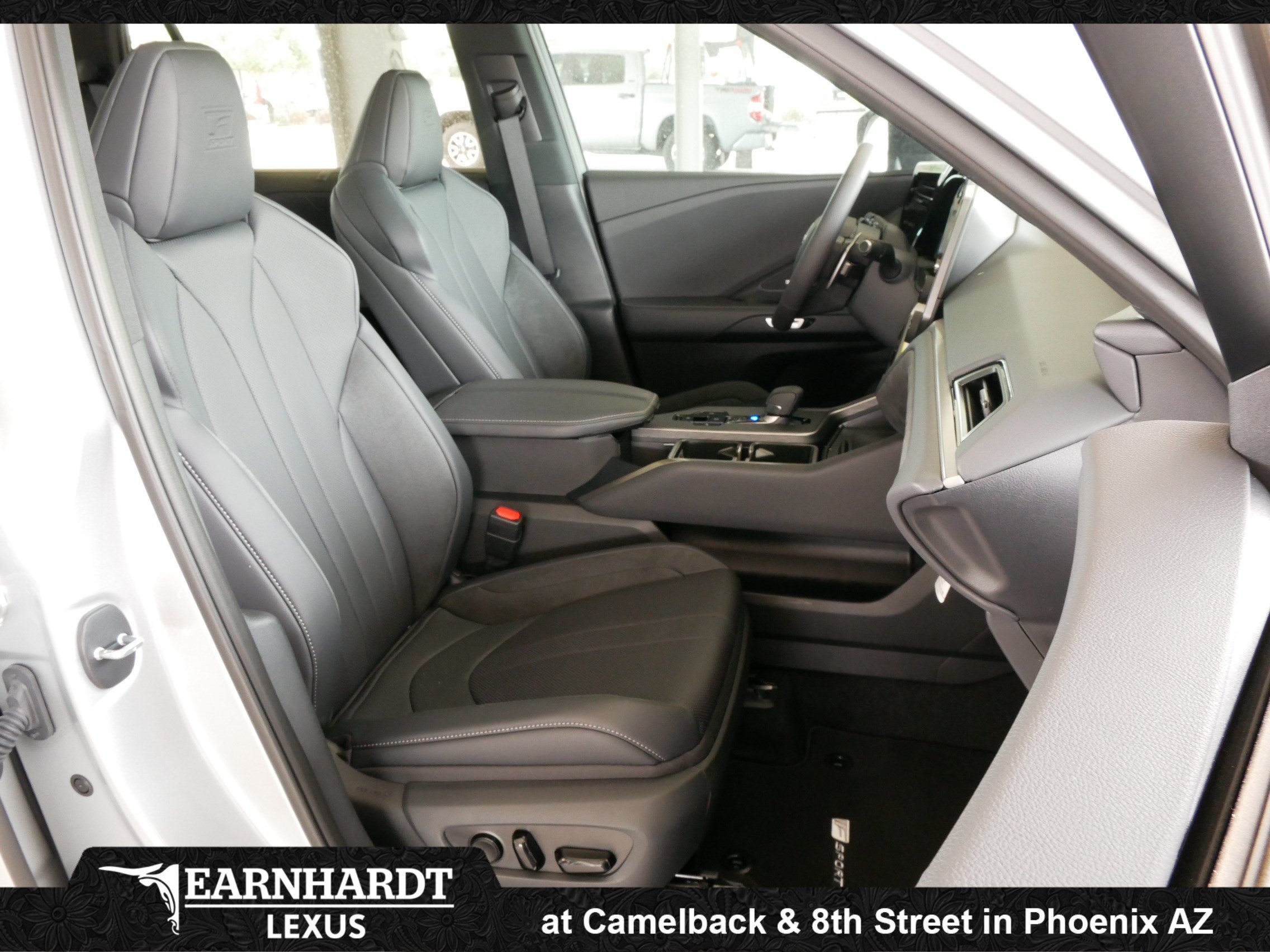 New 2026 Lexus TX 500h AWD image 6