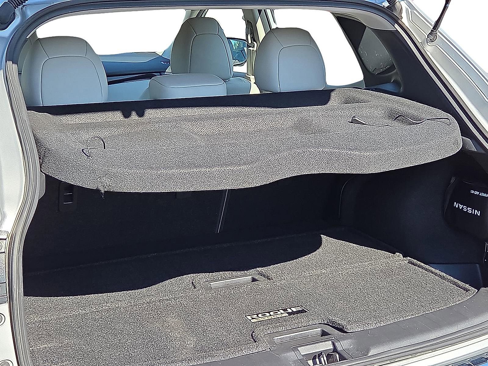 Used 2022 Nissan Rogue Sport SL image 9