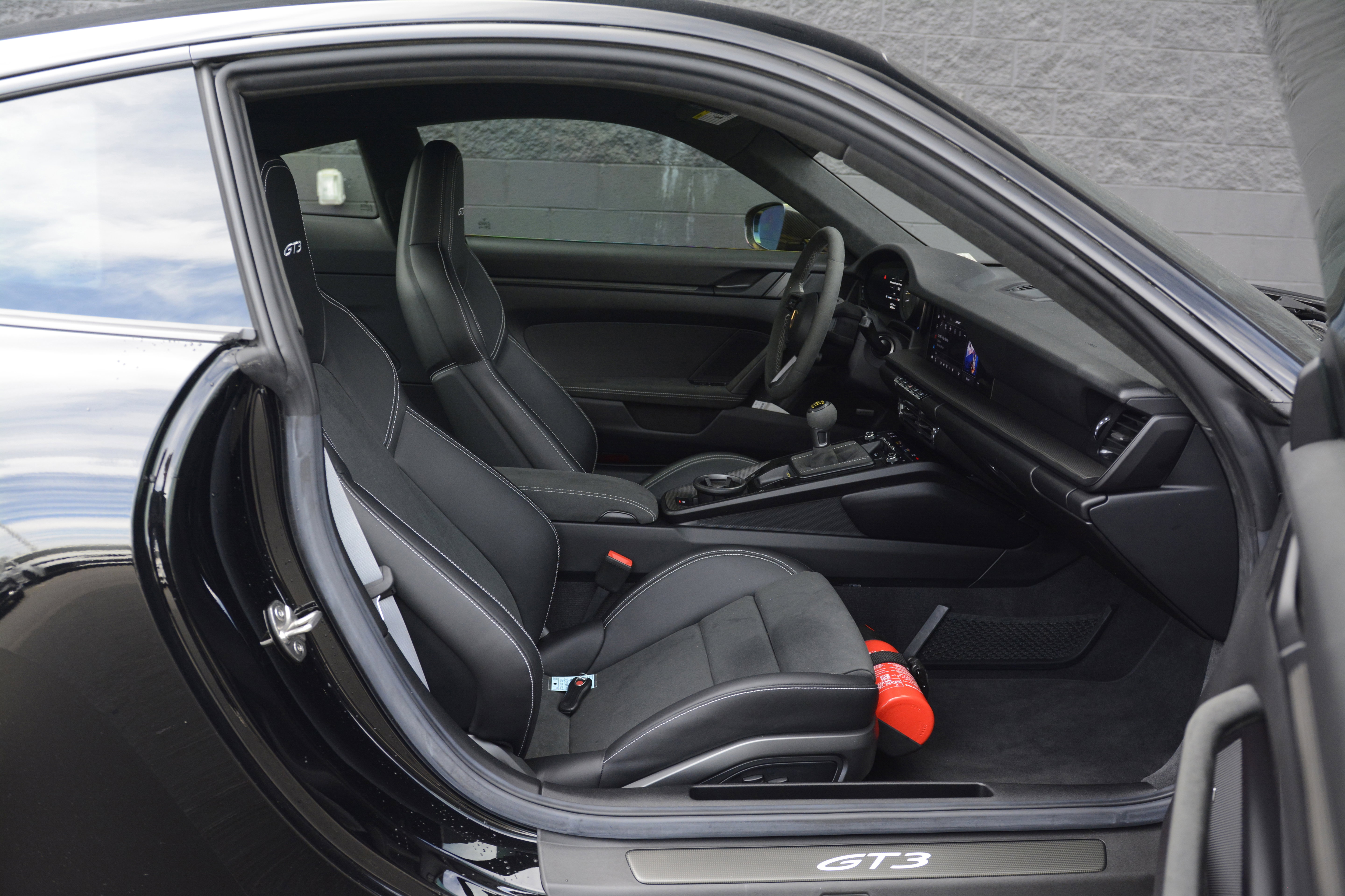 Certified 2024 Porsche 911 GT3 image 45