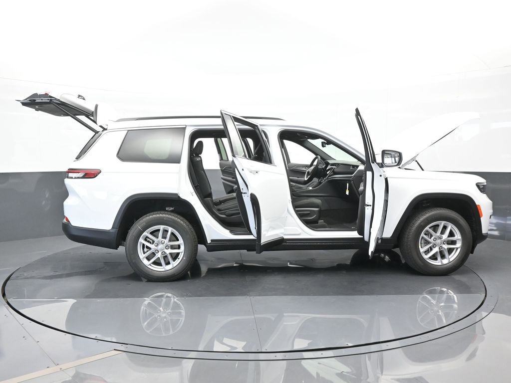 Used 2024 Jeep Grand Cherokee L Laredo w/ Luxury Tech Group I image 65