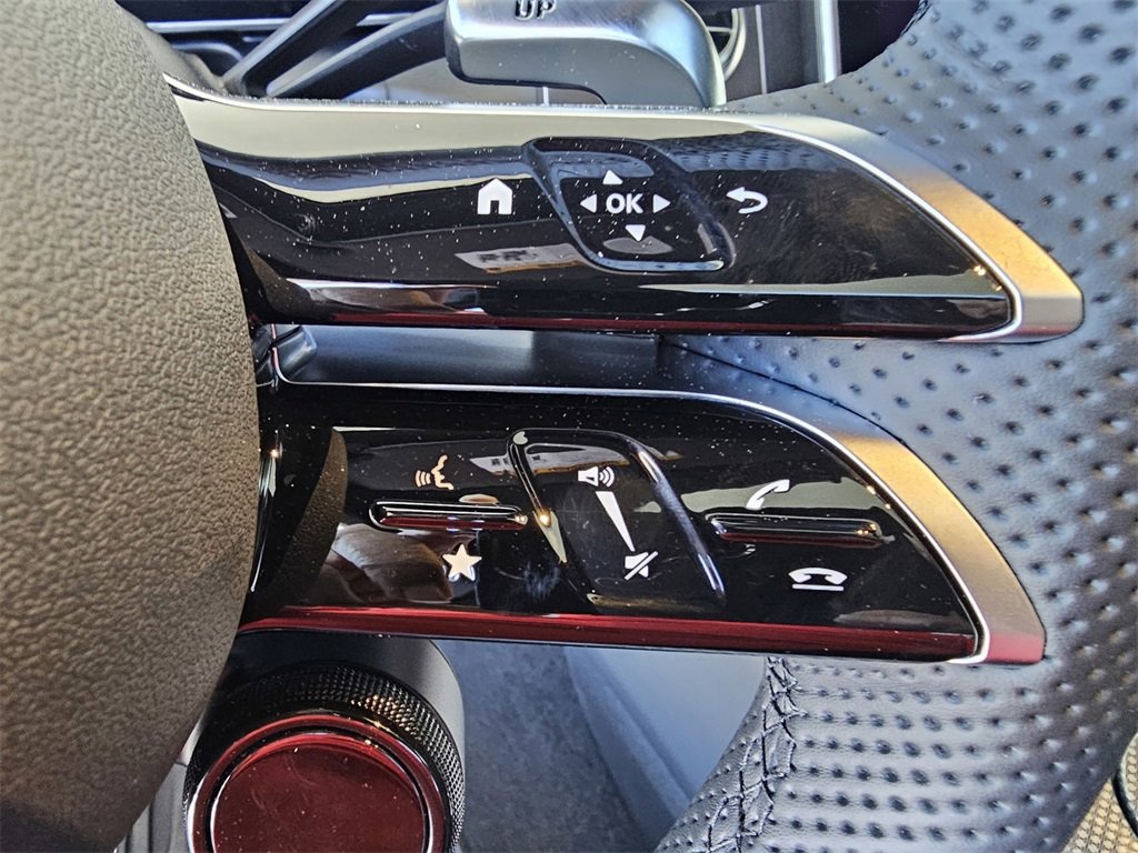 Used 2025 Mercedes-Benz GLC 43 AMG 4MATIC image 21