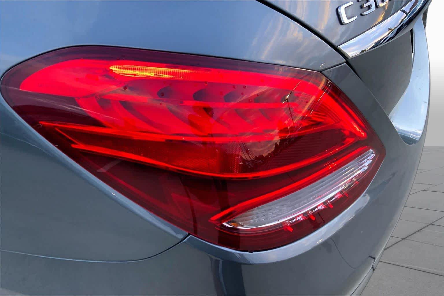 Used 2017 Mercedes-Benz C 300 Sedan image 29