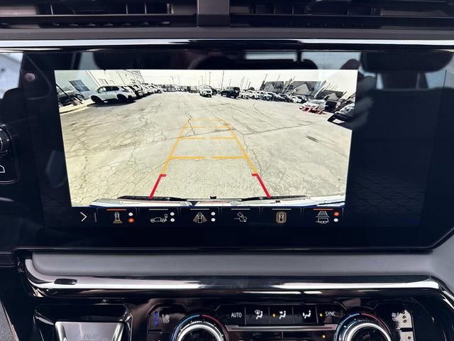 Used 2025 GMC Sierra 1500 AT4X image 21