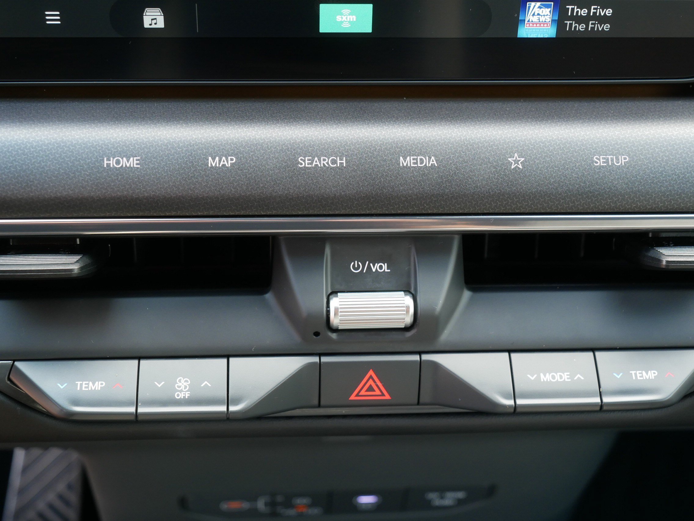 Certified 2024 Kia EV9 GT-Line AWD/4WD image 23