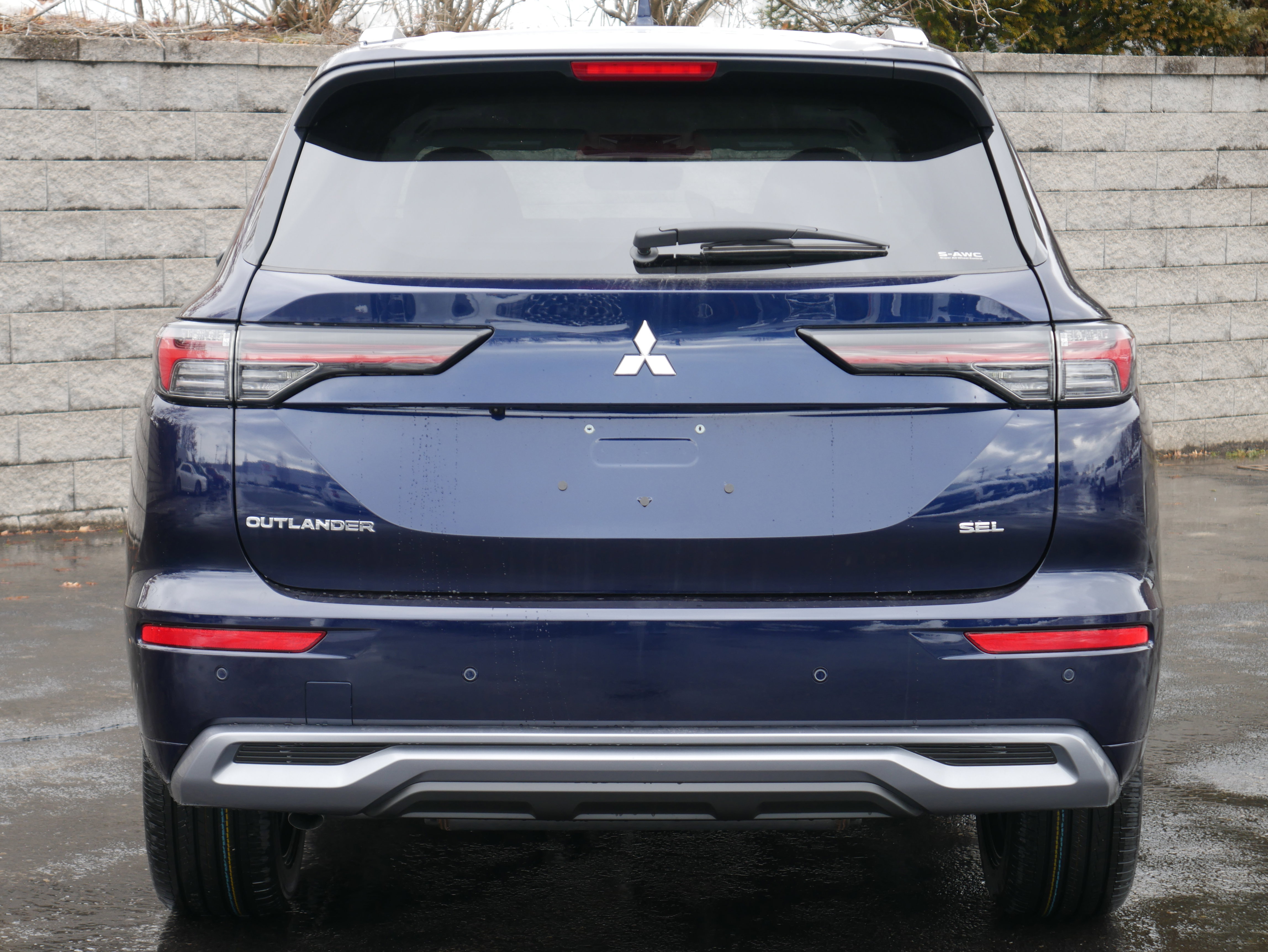 New 2026 Mitsubishi Outlander SEL image 5