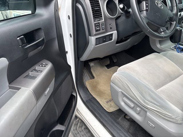 Used 2012 Toyota Sequoia SR5 image 3