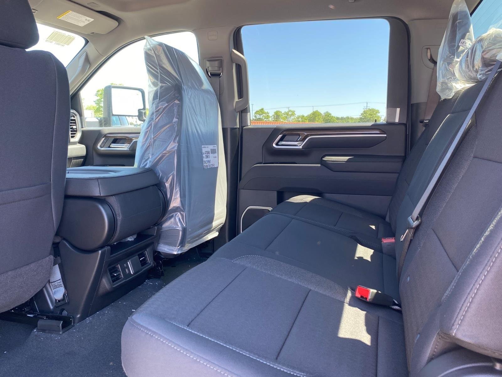 New 2026 Chevrolet Silverado 3500 LT w/ Safety Package AWD/4WD image 20