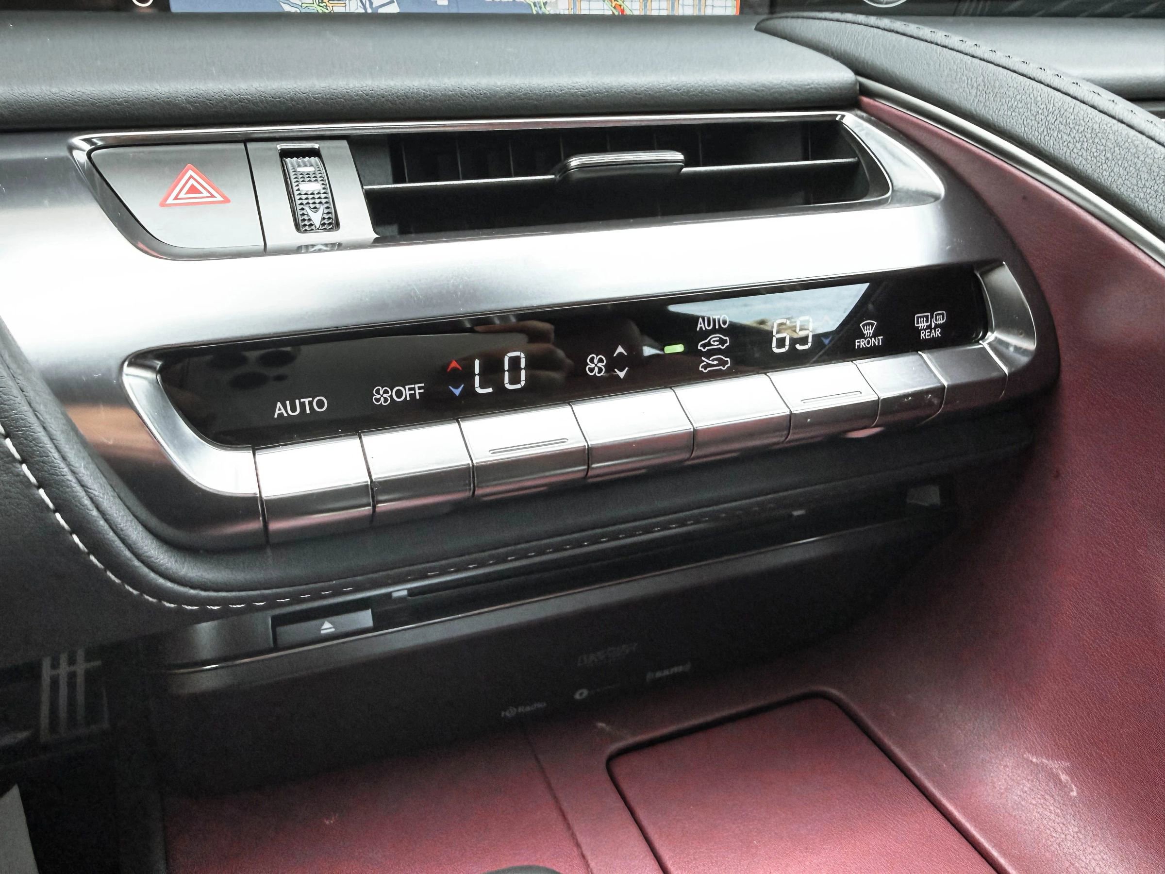 Used 2020 Lexus LC 500 Coupe w/ Touring Package image 21