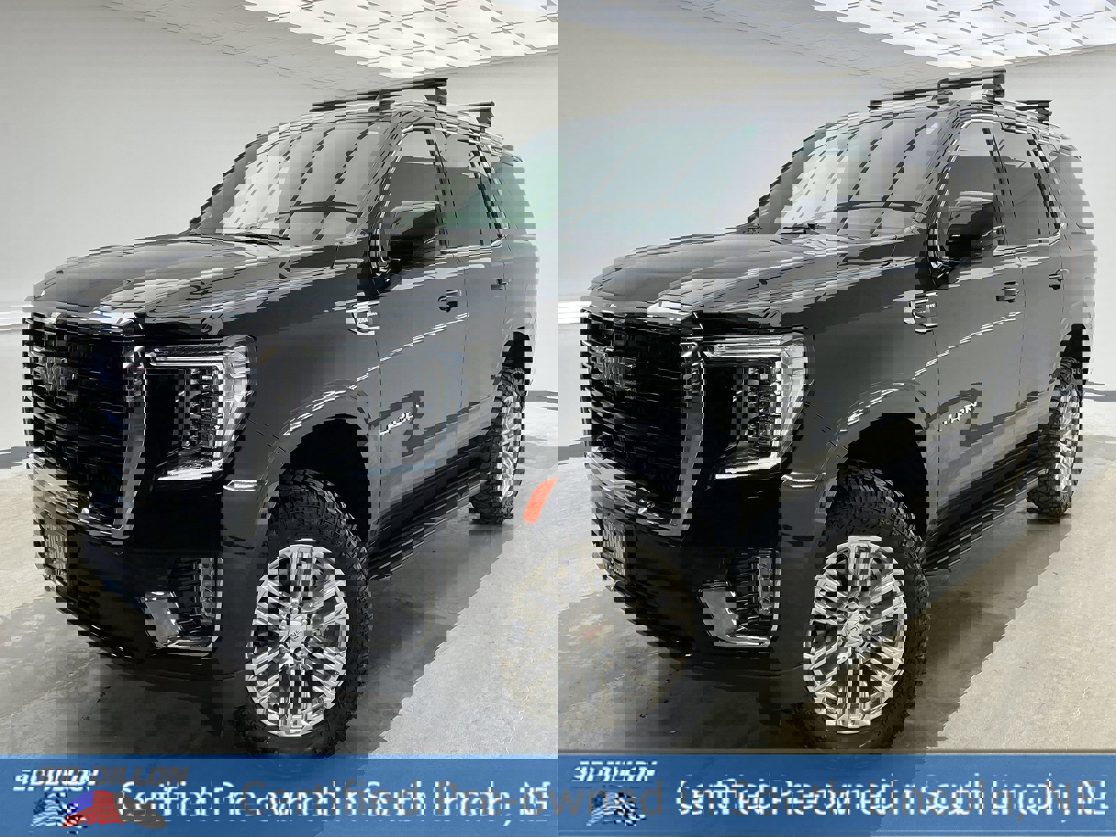 Used 2022 GMC Yukon SLE image 1