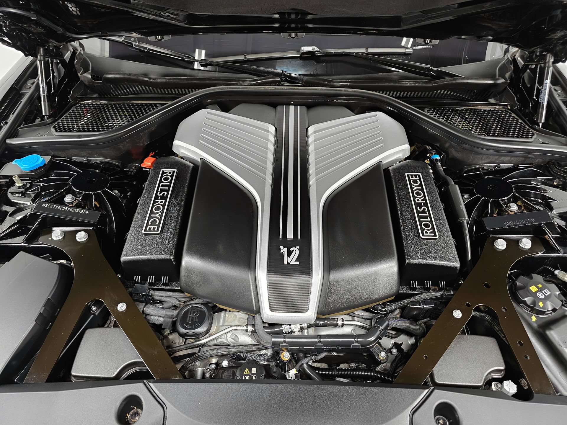 Used 2023 Rolls-Royce Ghost w/ Ghost Package AWD/4WD image 26