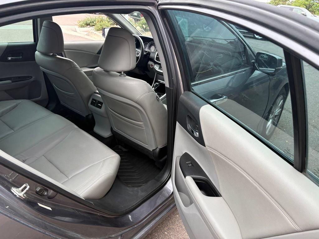 Used 2014 Honda Accord EX-L image 27
