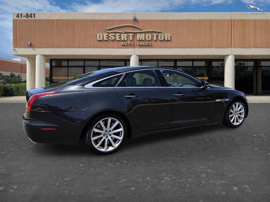 Used 2011 Jaguar XJ Supercharged RWD image 8