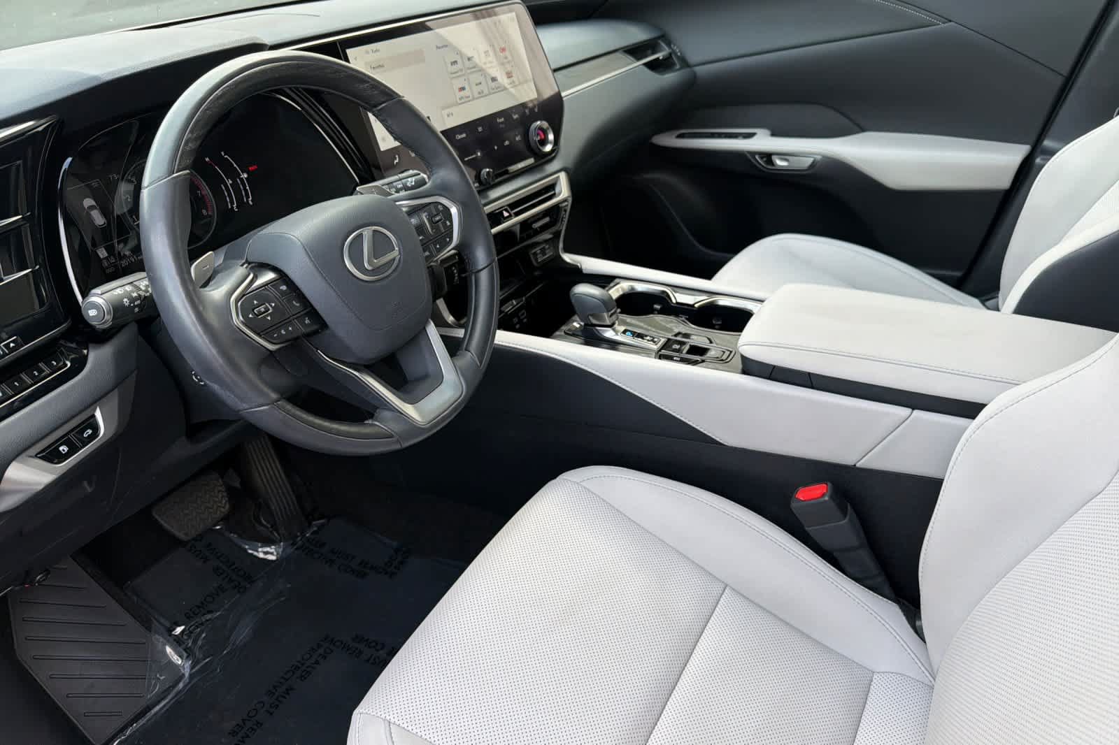 Certified 2024 Lexus RX 350 Premium w/ Accessory Package (Z1) FWD image 11