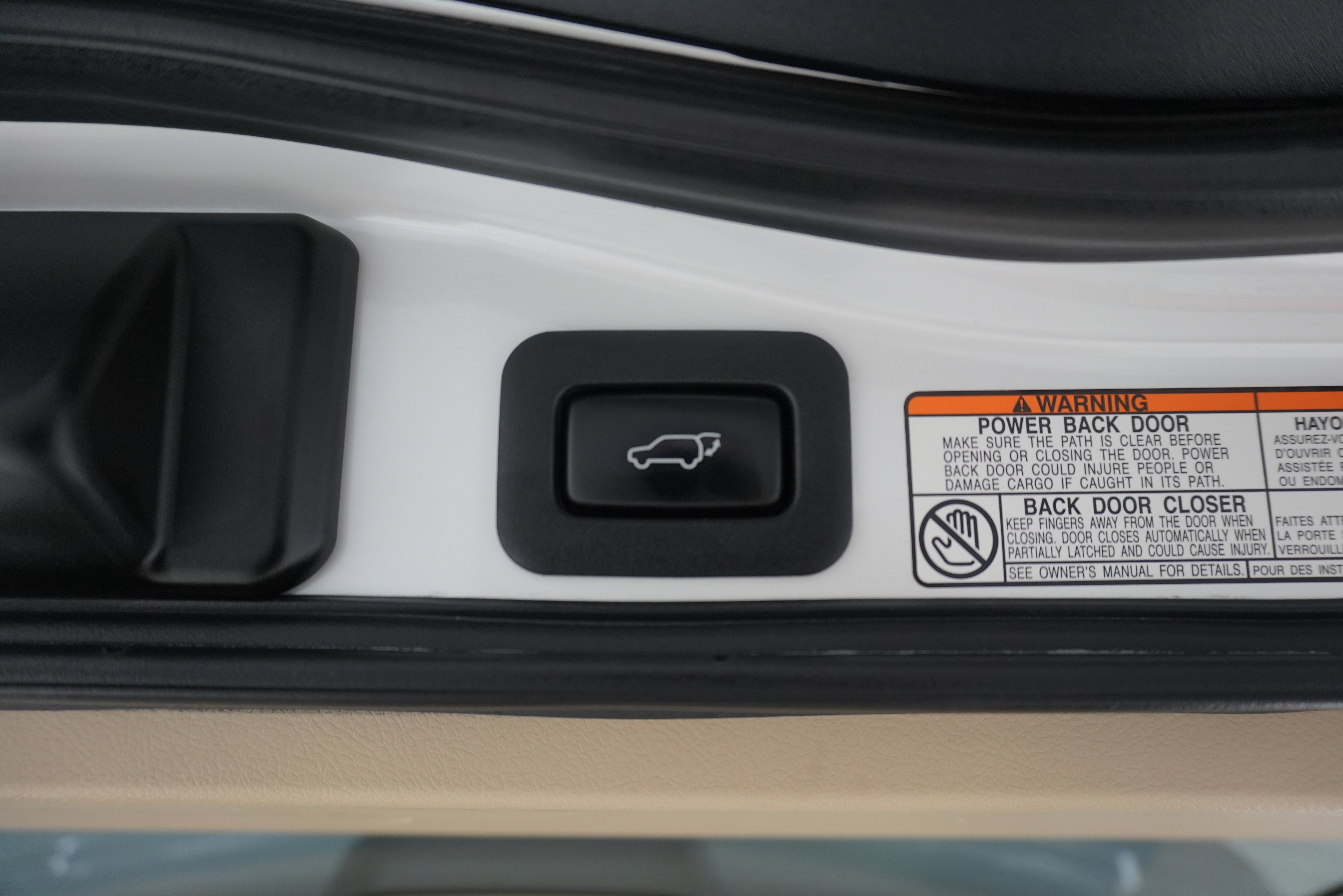 Used 2019 Lexus LX 570 4WD w/ Luxury Package image 38