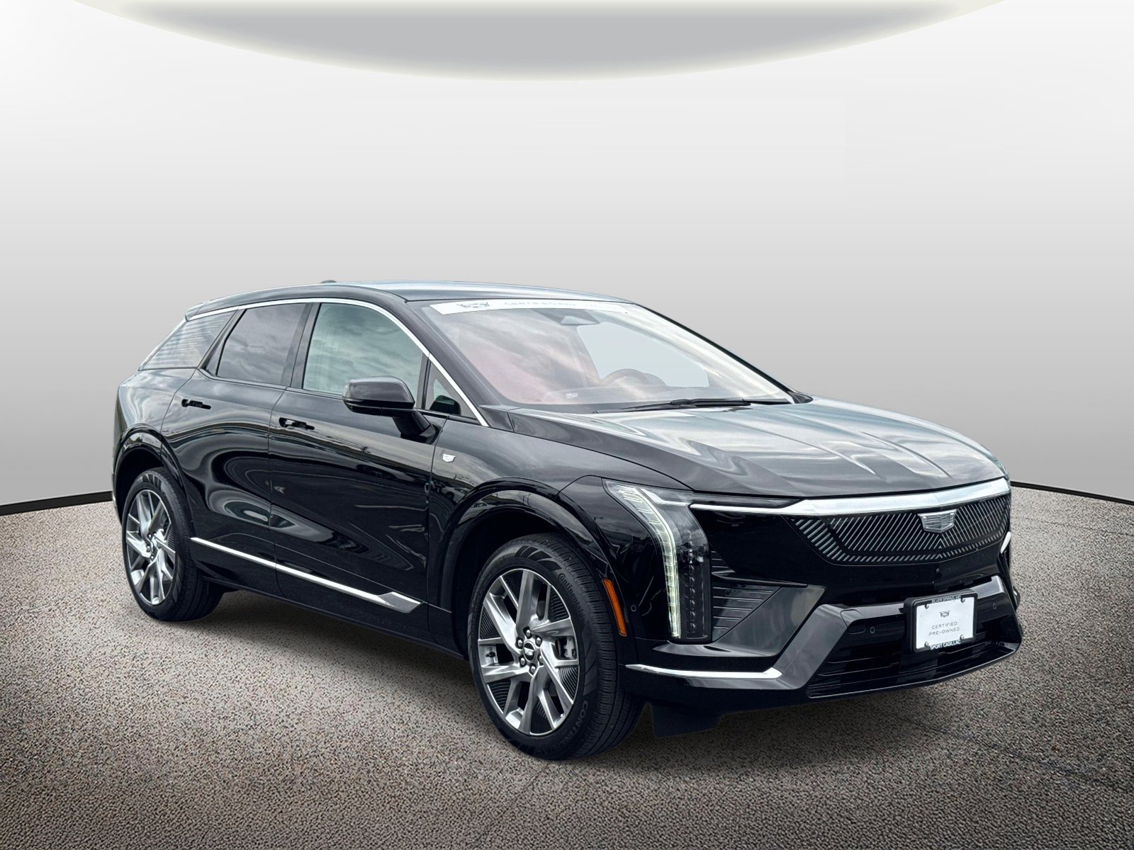 Certified 2025 Cadillac Optiq Luxury 2 w/ LPO, Floor Liner Package AWD/4WD image 26