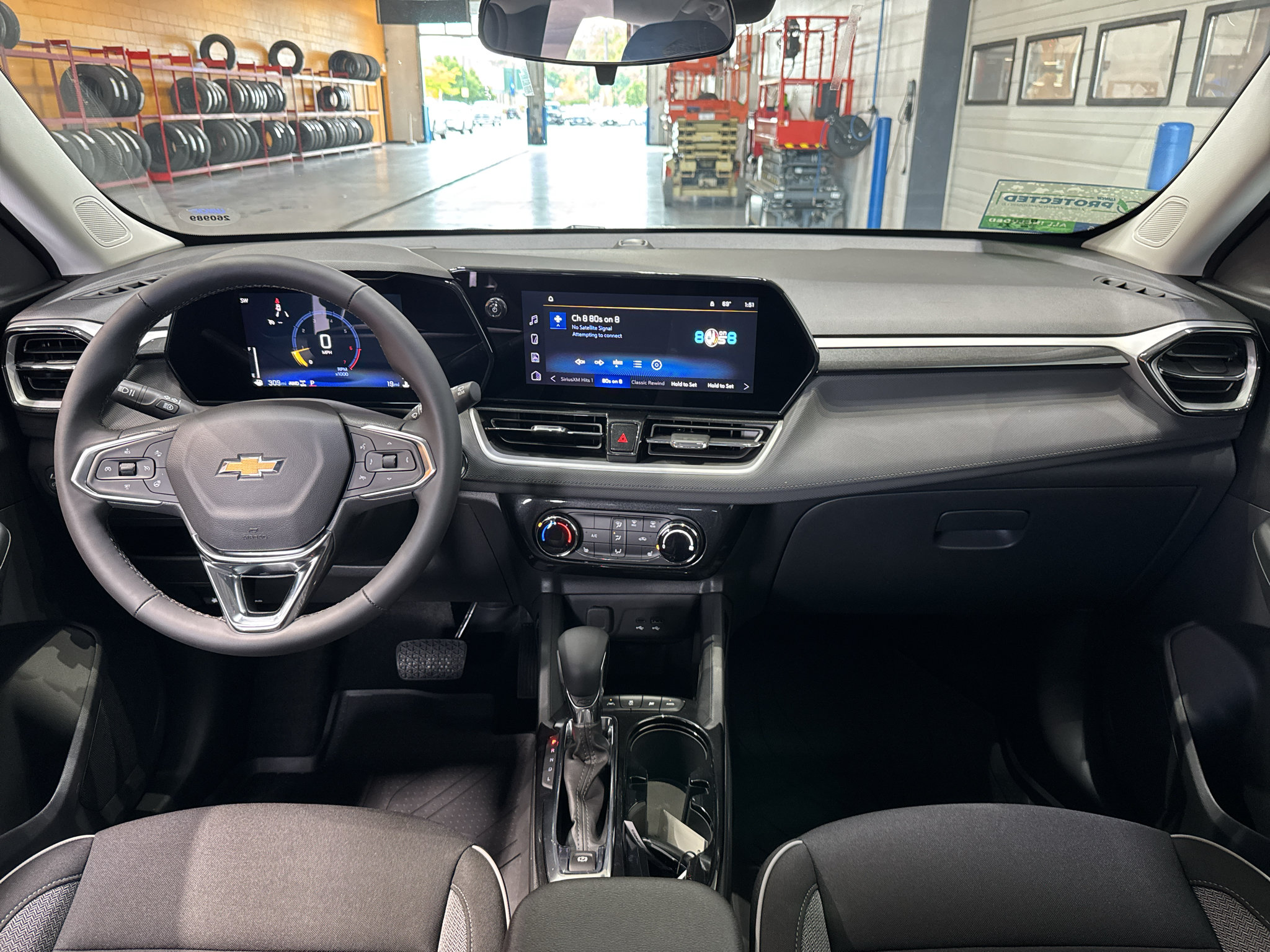 New 2026 Chevrolet TrailBlazer LT w/ LT Cold Weather Package AWD/4WD image 10