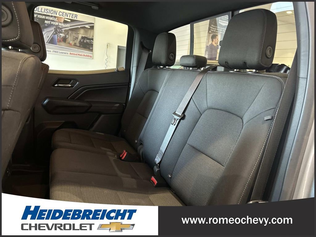 Used 2023 Chevrolet Colorado LT w/ LT Convenience Package II AWD/4WD image 12