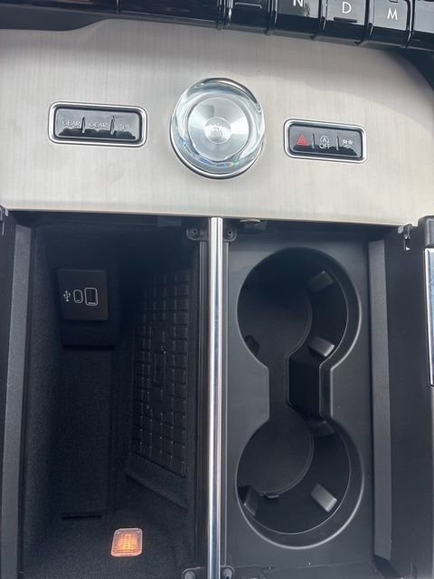 New 2026 Lincoln Navigator Reserve w/ Jet Appearance Package image 17