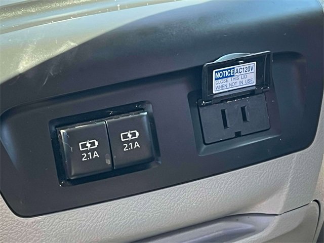 Certified 2020 Toyota Sienna XLE image 16