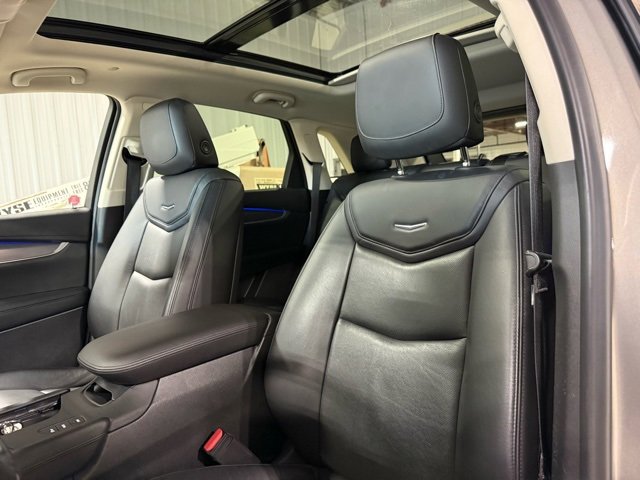 Used 2019 Cadillac XT5 Premium Luxury w/ Driver Assist Package image 12