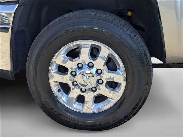 Used 2012 Chevrolet Silverado 2500 LT w/ Interior Plus Package AWD/4WD image 22