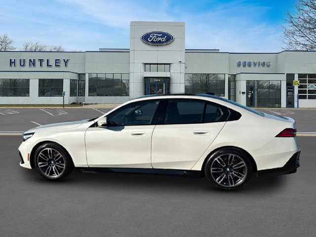 Used 2026 BMW 530i xDrive AWD/4WD image 6
