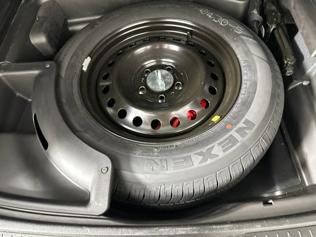 Used 2023 Jeep Grand Cherokee 4WD 4xe image 37