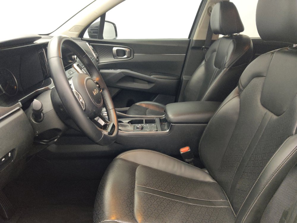 Used 2023 Kia Sorento S FWD image 17