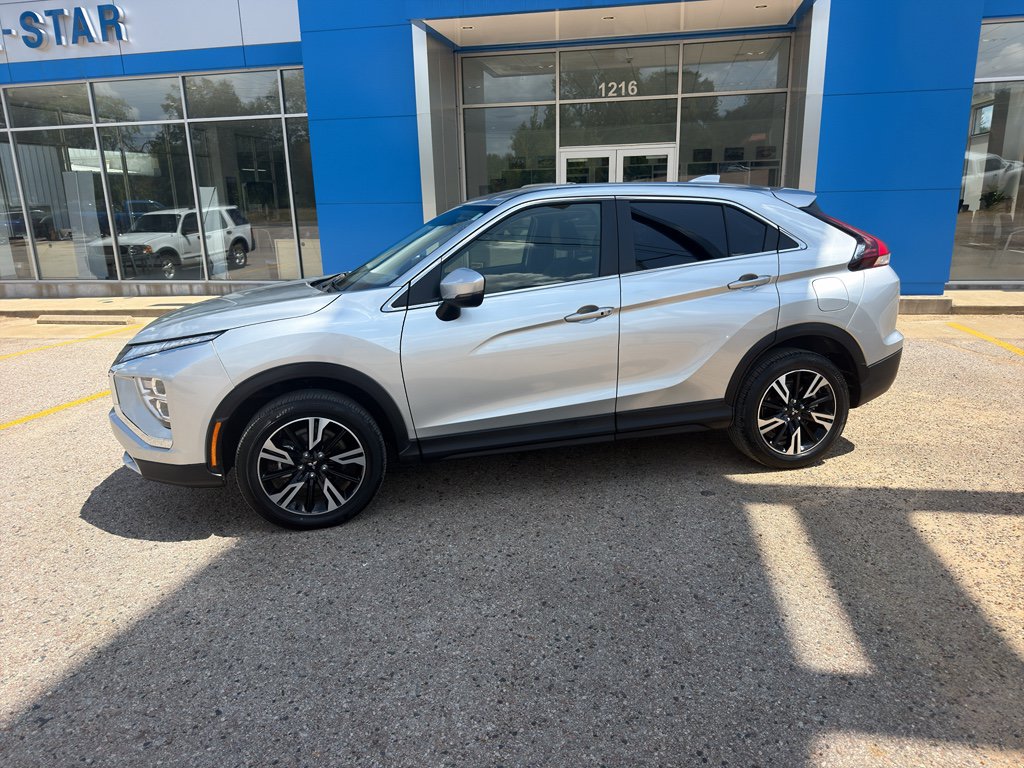Used 2025 Mitsubishi Eclipse Cross SE AWD/4WD image 3