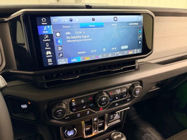 Used 2025 Jeep Wrangler Unlimited Sport AWD/4WD image 13