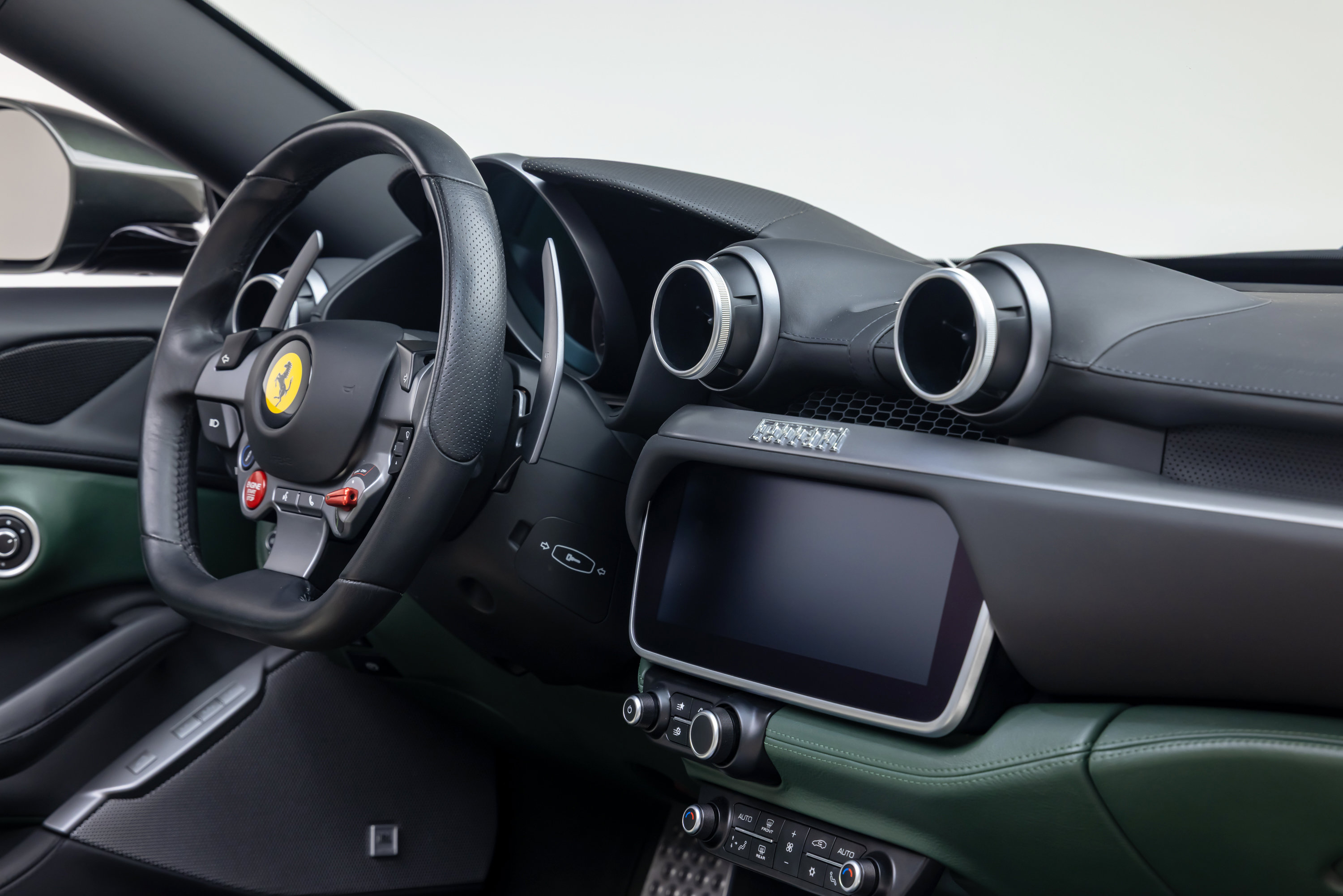 Certified 2019 Ferrari Portofino RWD image 58
