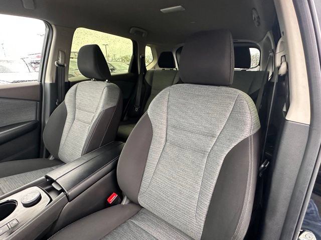 Used 2023 Nissan Rogue SV AWD/4WD image 26