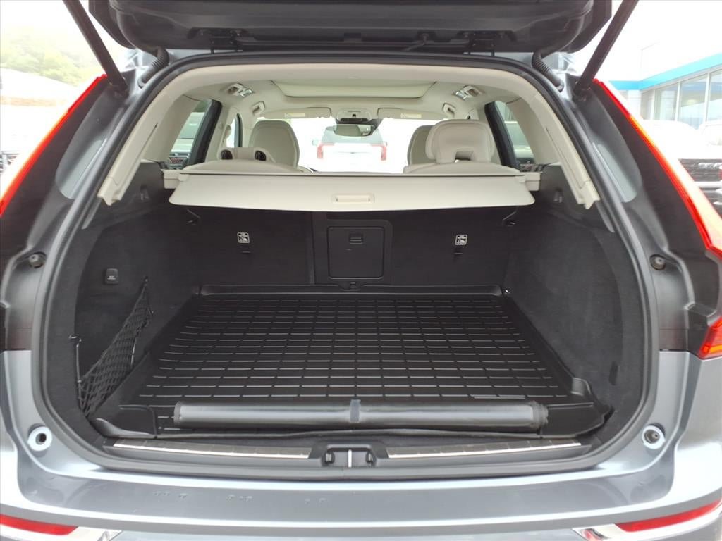 Used 2020 Volvo XC60 T6 Inscription AWD/4WD image 8