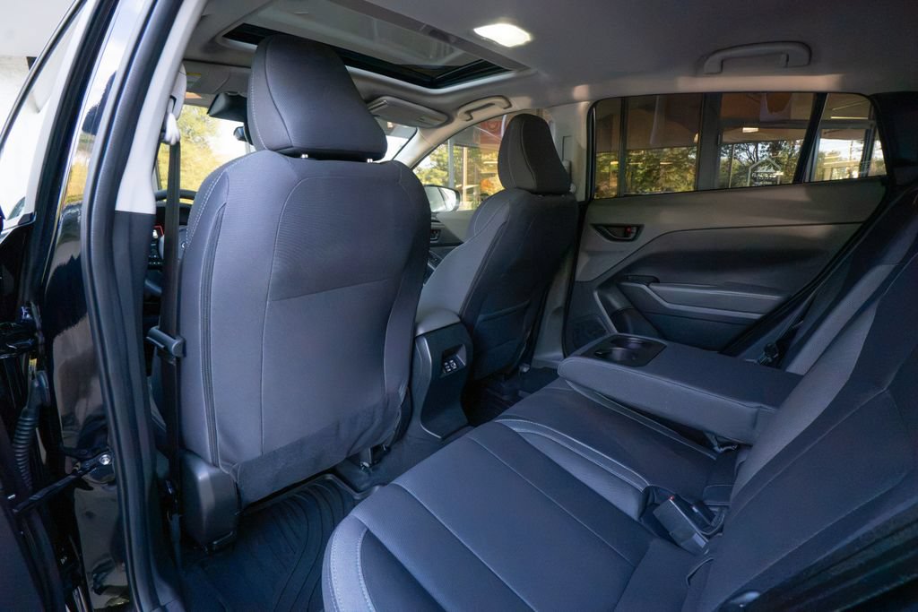 Certified 2025 Subaru Crosstrek 2.5i Premium AWD/4WD image 17