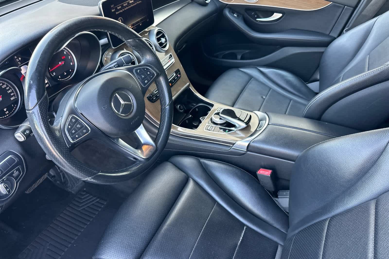 Used 2018 Mercedes-Benz GLC 300 4MATIC image 12