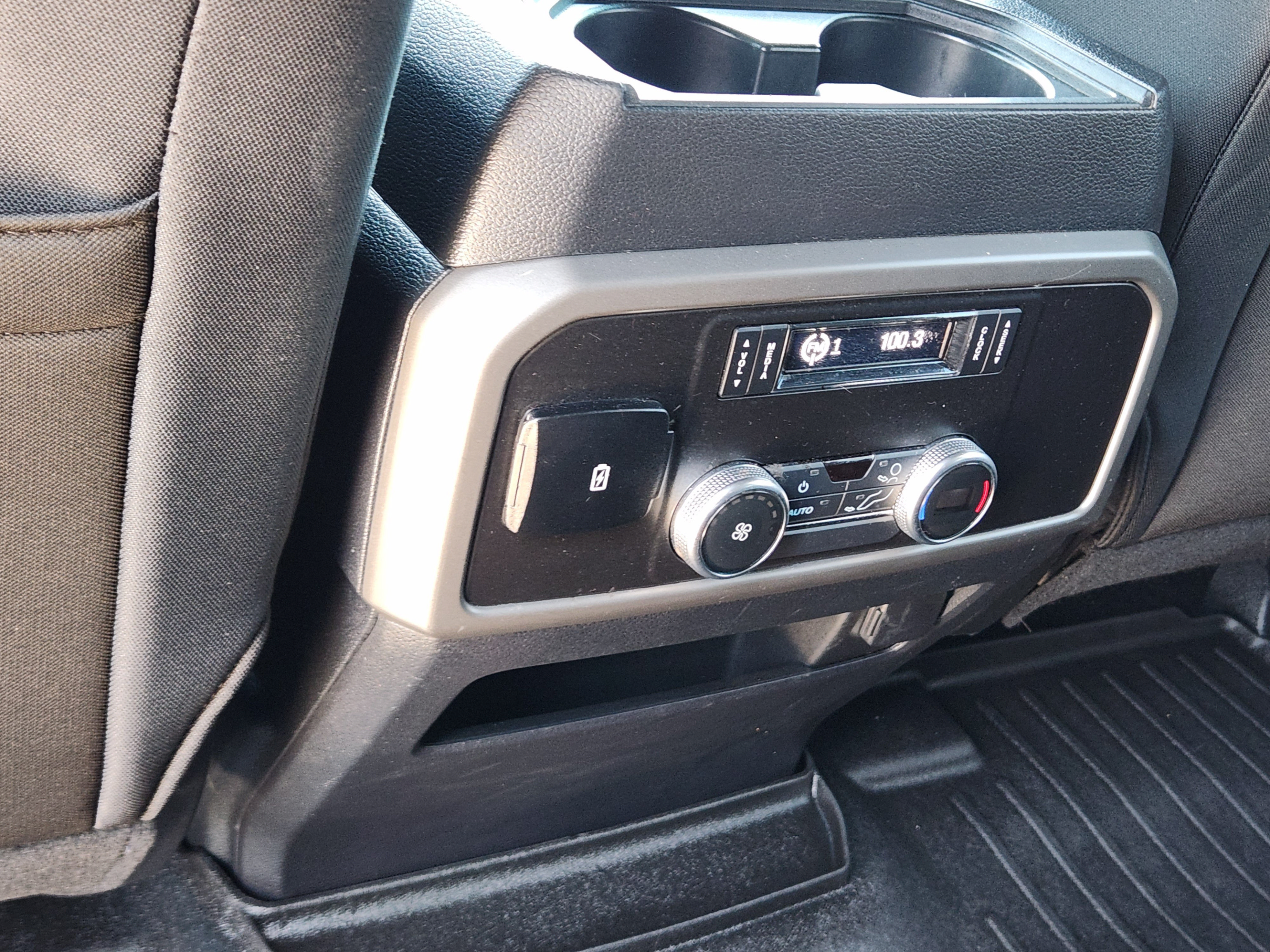 Used 2020 Ford Expedition XLT RWD image 28