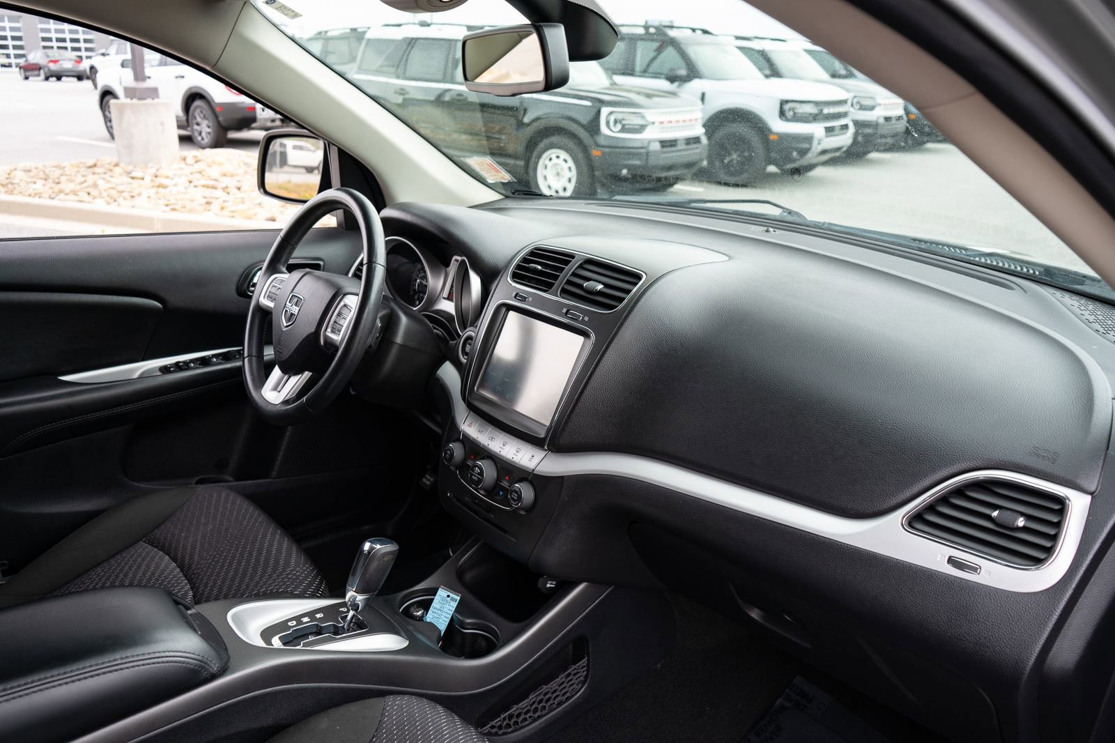 Used 2019 Dodge Journey SE w/ Safe & Sound Group FWD image 21