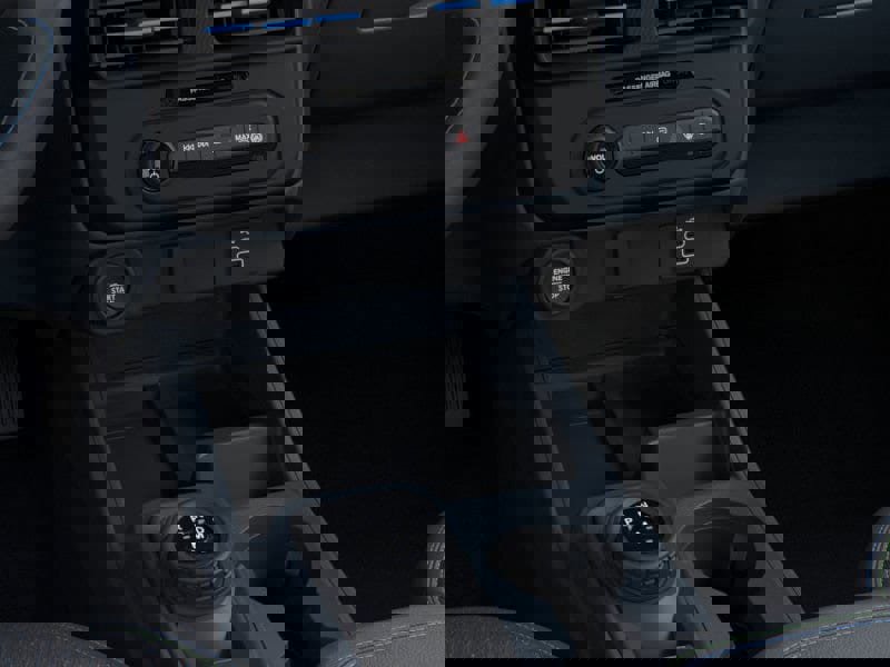 New 2025 Ford Maverick Lobo image 40