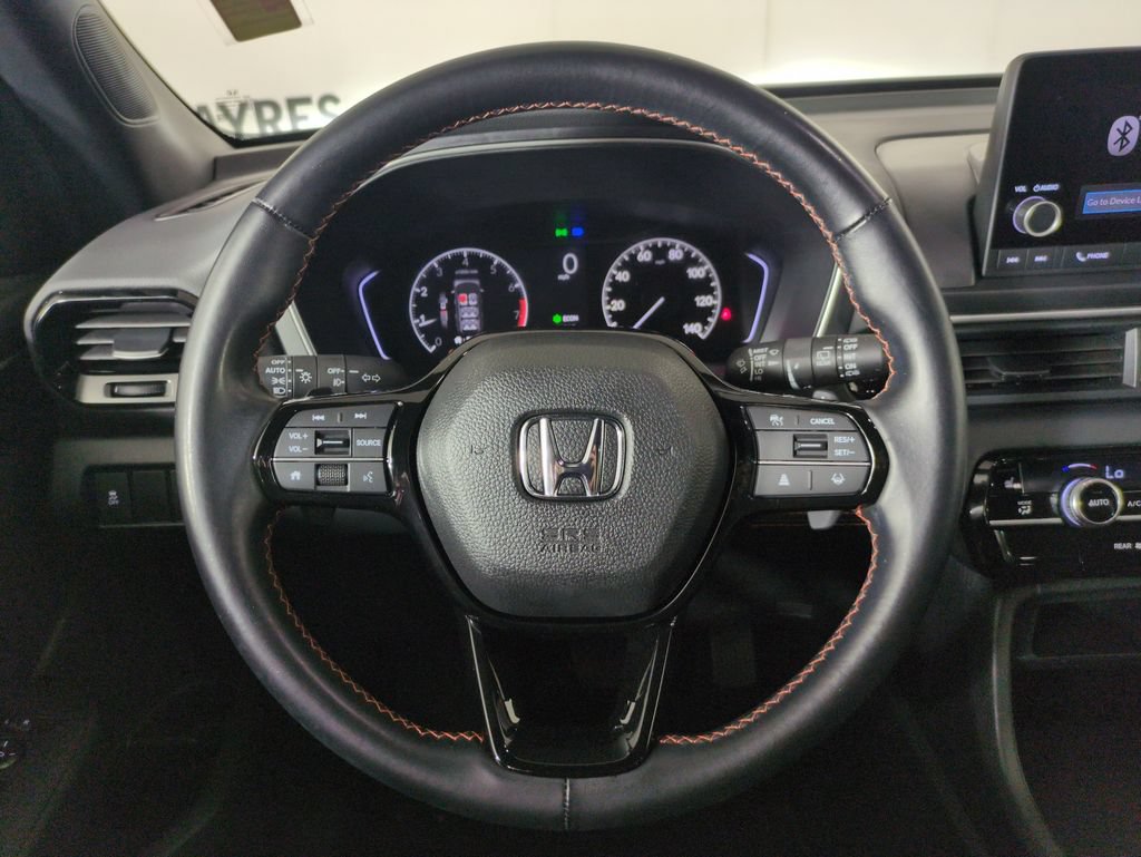 Certified 2025 Honda Pilot Sport image 18