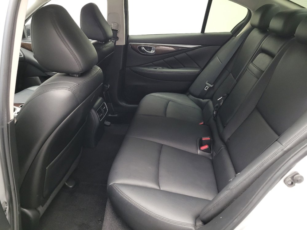 Used 2019 INFINITI Q50 Luxe w/ Essential Package (3.0T Luxe) image 18