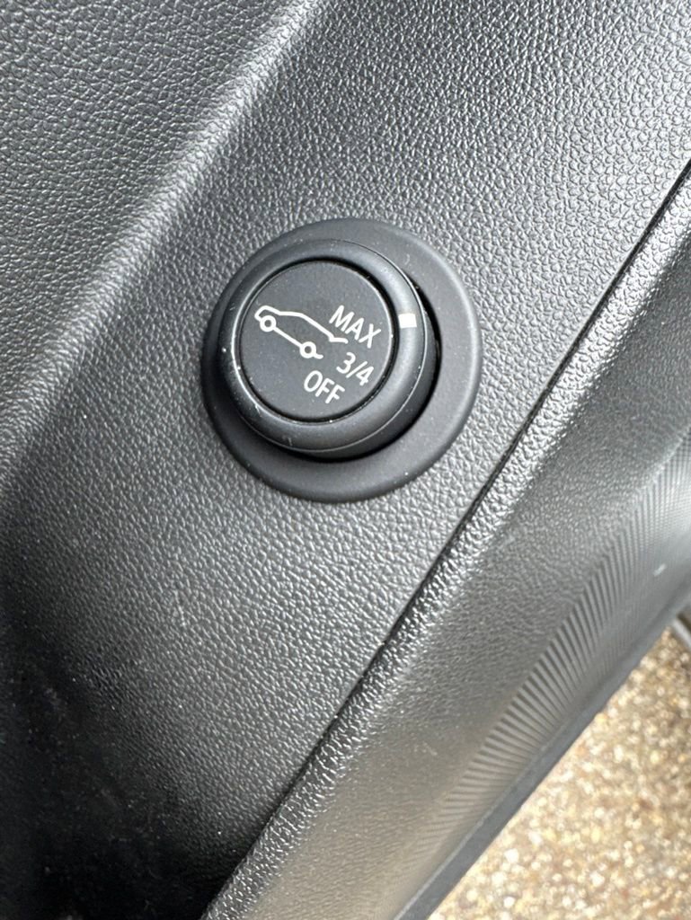 Used 2022 Chevrolet Equinox LT AWD/4WD image 8
