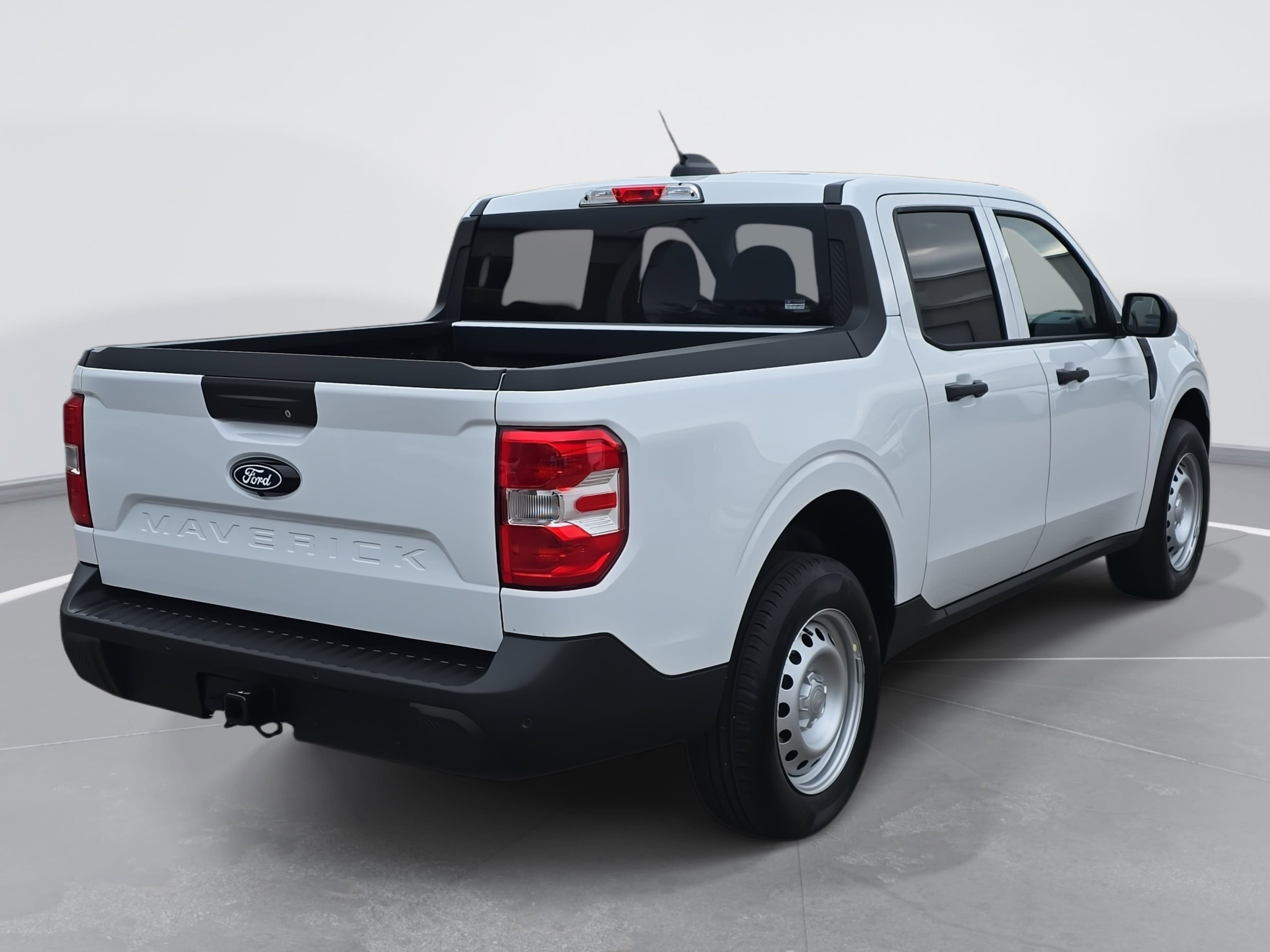 New 2025 Ford Maverick XL w/ Equipment Group 102A image 5