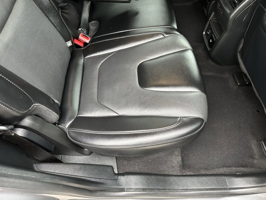 Used 2022 Ford Edge Titanium w/ Equipment Group 301A image 18